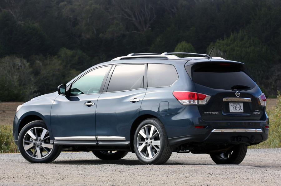  Nissan Pathfinder 2013 года  (фото 101 из 141)
